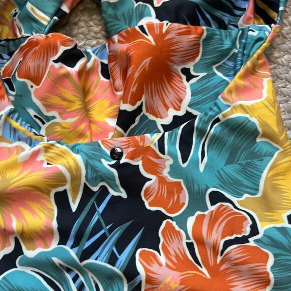 Volcom Take it Easy One Piece Swimsuit Sz Medium - Picture 3 of 4